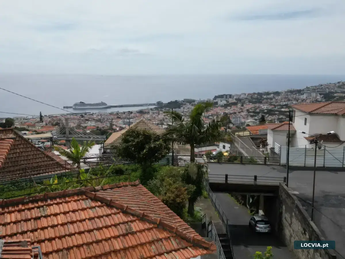 Moradia T3 com vista sobre o Funchal