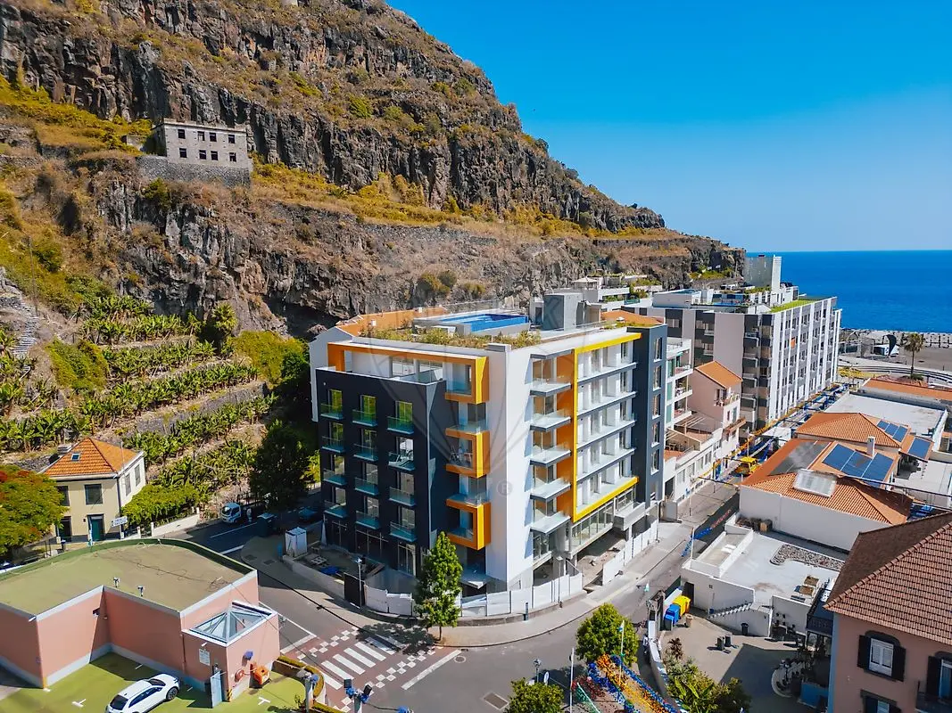 Apartamento T1 novo na Ribeira Brava