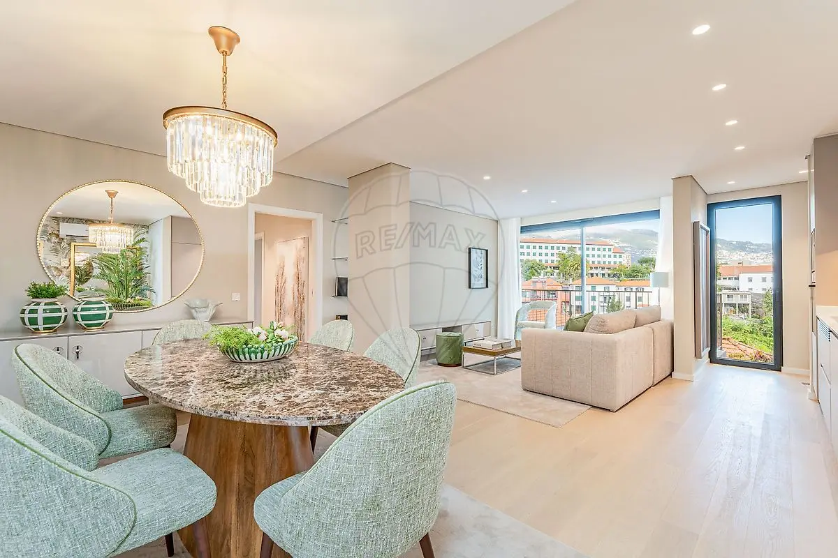 Apartamento T2 Novo em São Martinho, Funchal