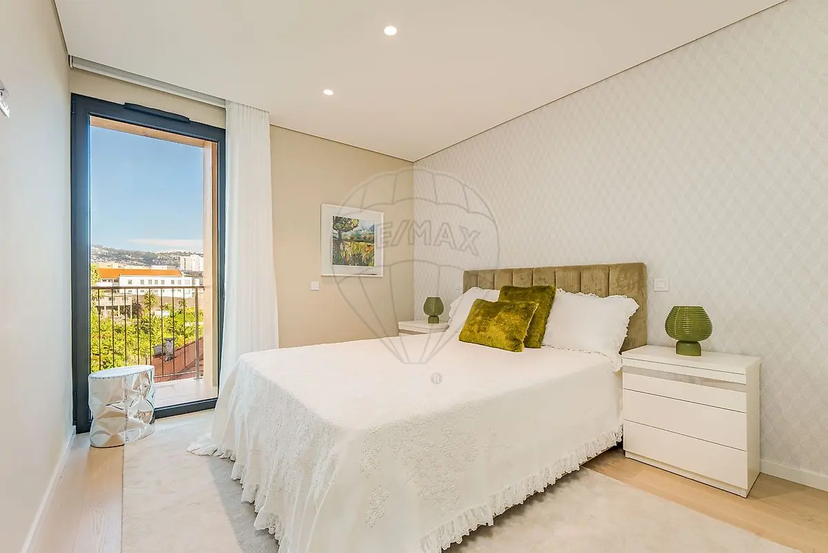 Apartamento T2 Novo em São Martinho, Funchal