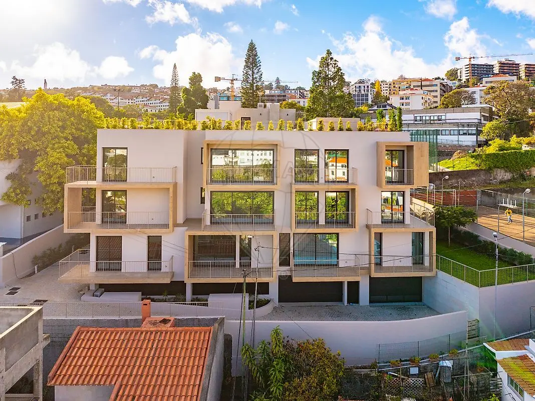 Apartamento T2 Novo em São Martinho, Funchal