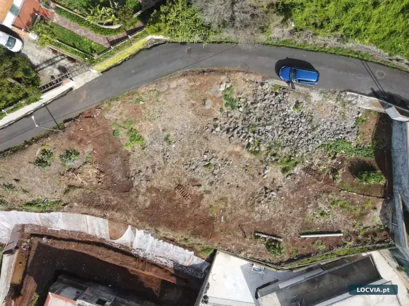 Terreno com vista sobre a Baía do Funchal