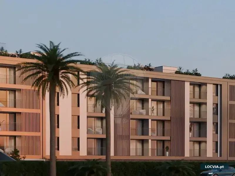 Apartamento T2 novo em Câmara de Lobos