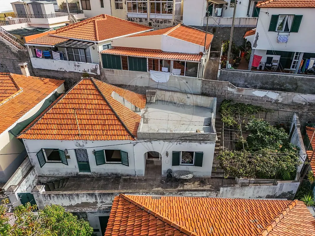 Moradia T2 à venda em São Pedro, Funchal