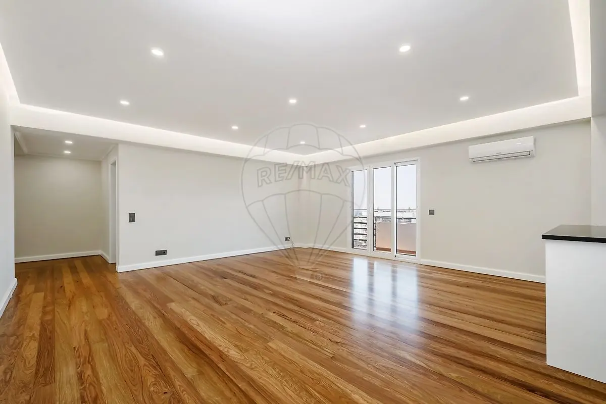 Apartamento T3 para arrendar em Santa Luzia, Funchal
