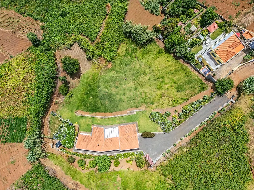 Moradia T2 à venda em Ponta do Pargo, Calheta (Madeira)