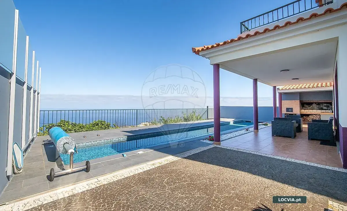 Moradia T2 à venda em Ponta do Pargo, Calheta (Madeira)