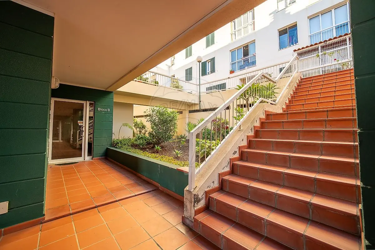 Apartamento T2 à venda em Caniço, Santa Cruz
