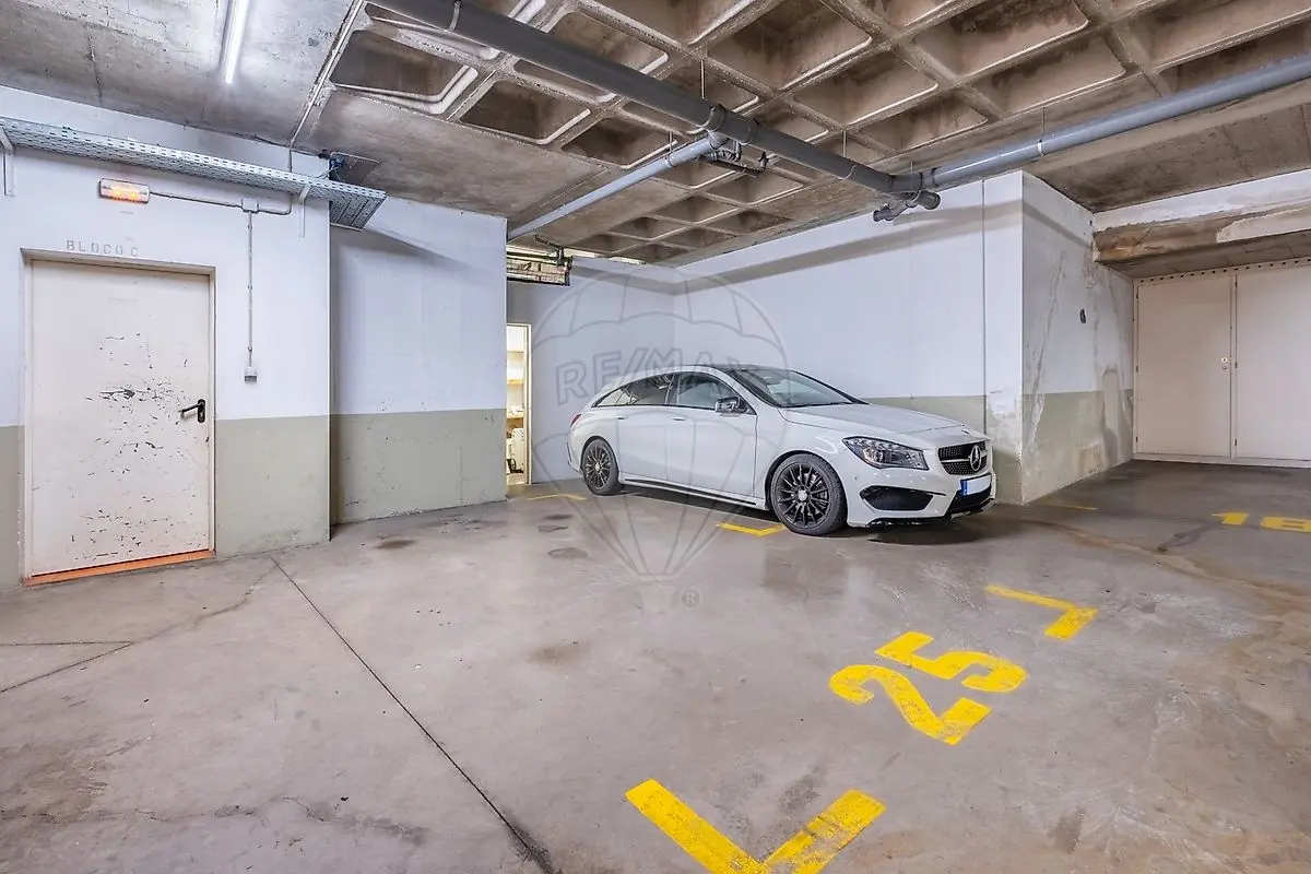 Apartamento T3 à venda em Caniço, Santa Cruz