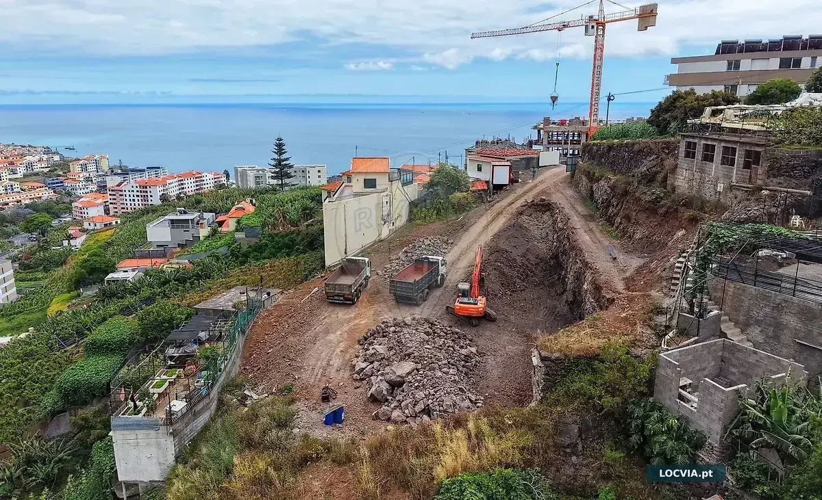 Apartamento T3 à venda em Câmara de Lobos, Câmara de Lobos