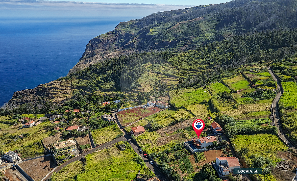 Moradia T2 à venda em Ponta do Pargo, Calheta (Madeira)