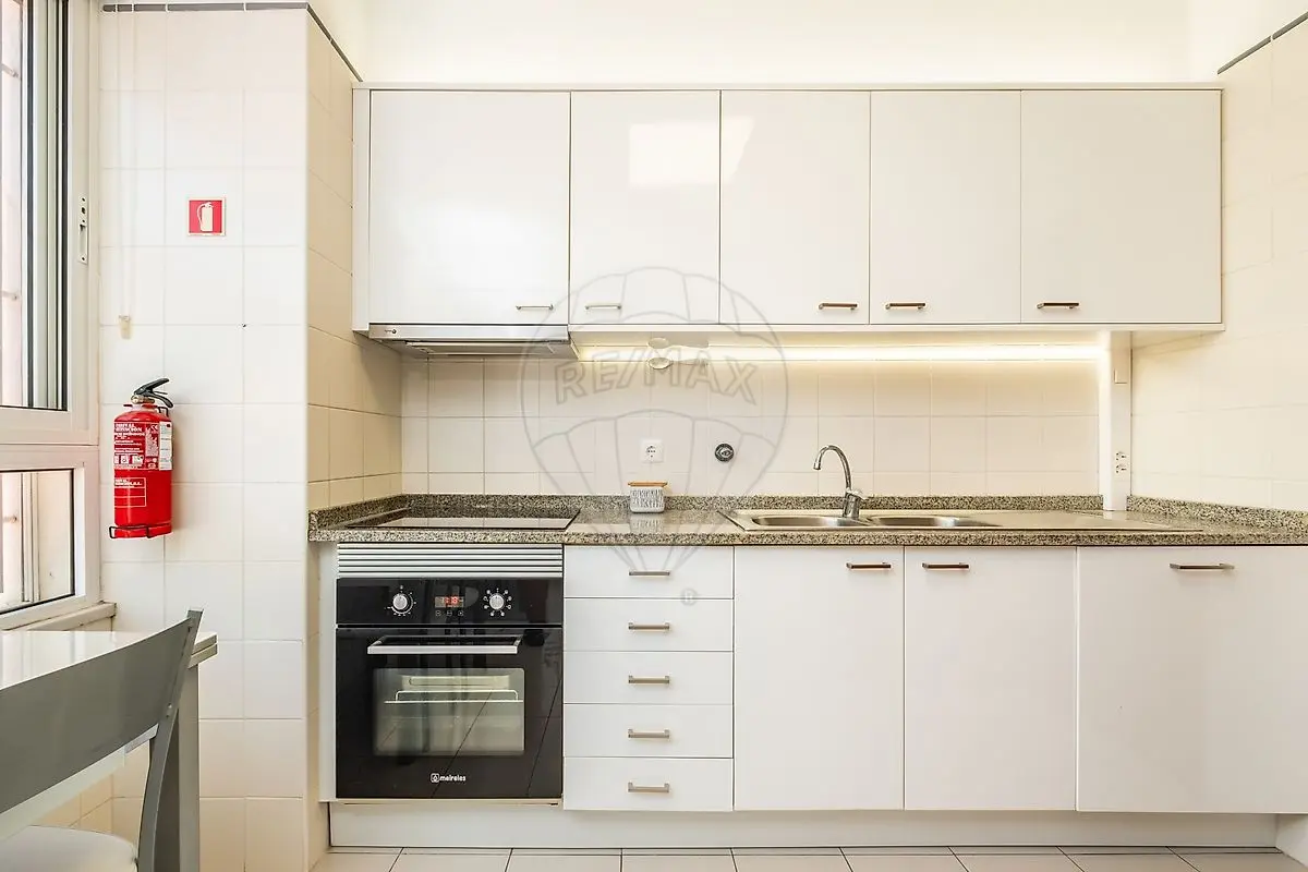 Apartamento T3 à venda em Caniço, Santa Cruz