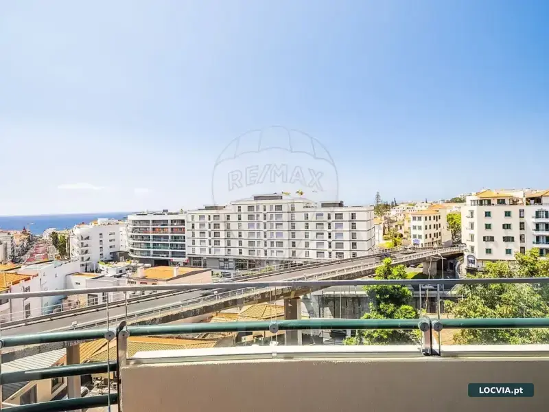 Apartamento T3 para arrendar em Santa Luzia, Funchal