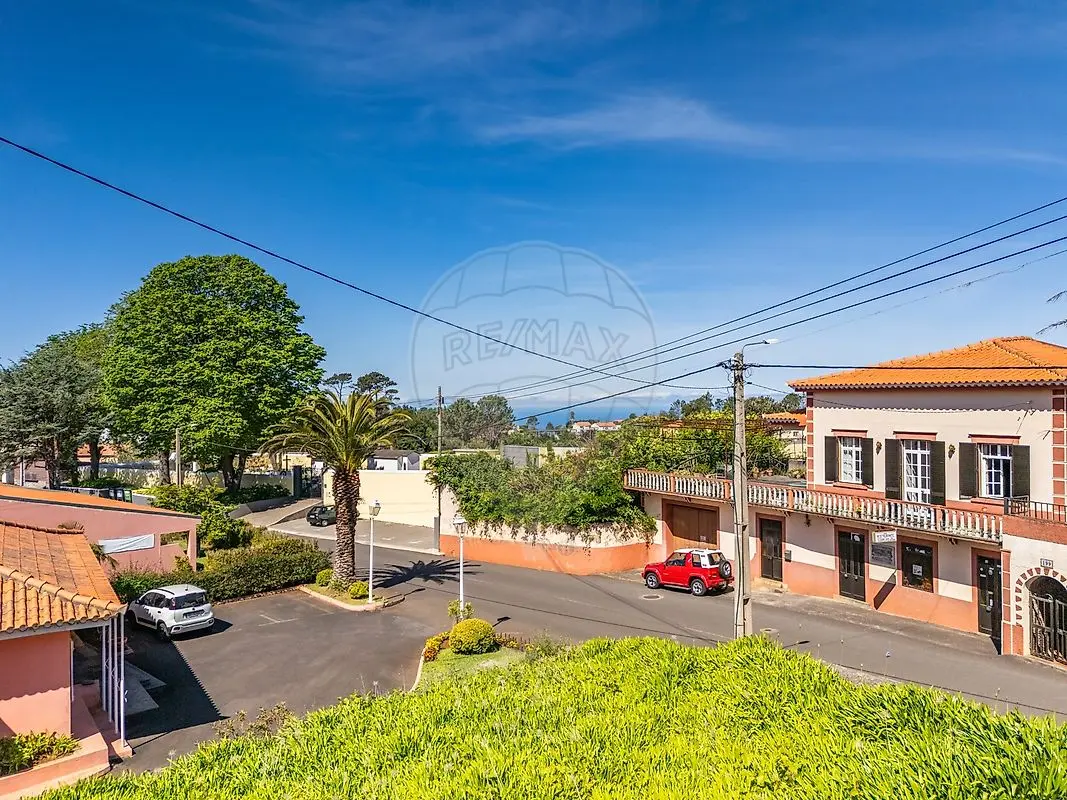 Moradia T4 à venda em Prazeres, Calheta (Madeira)