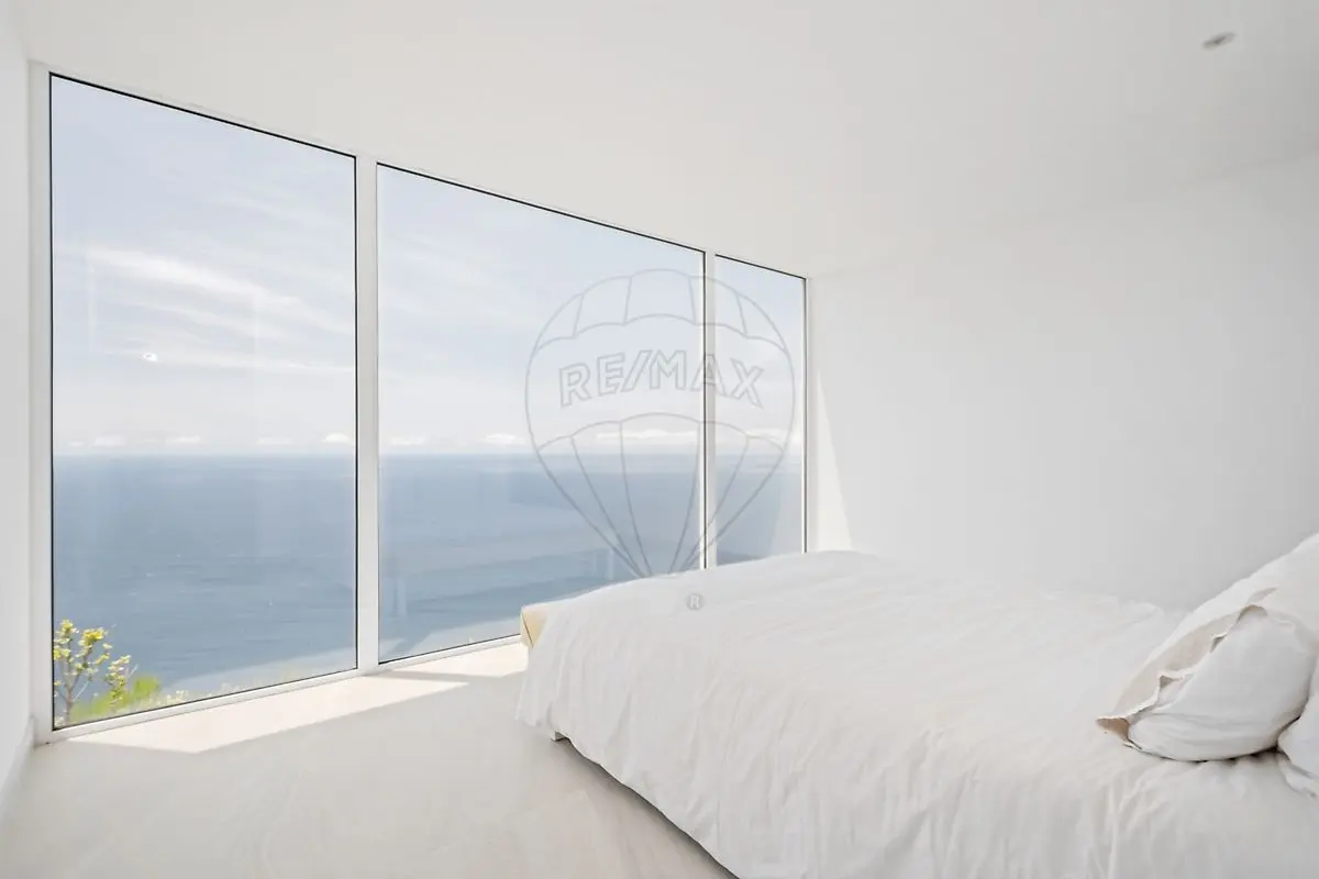 Moradia T3 de luxo à venda em Fajã da Ovelha, Calheta (Madeira)