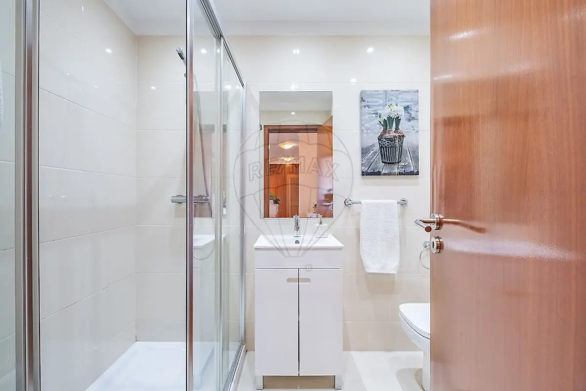 Apartamento T3 à venda em Caniço, Santa Cruz