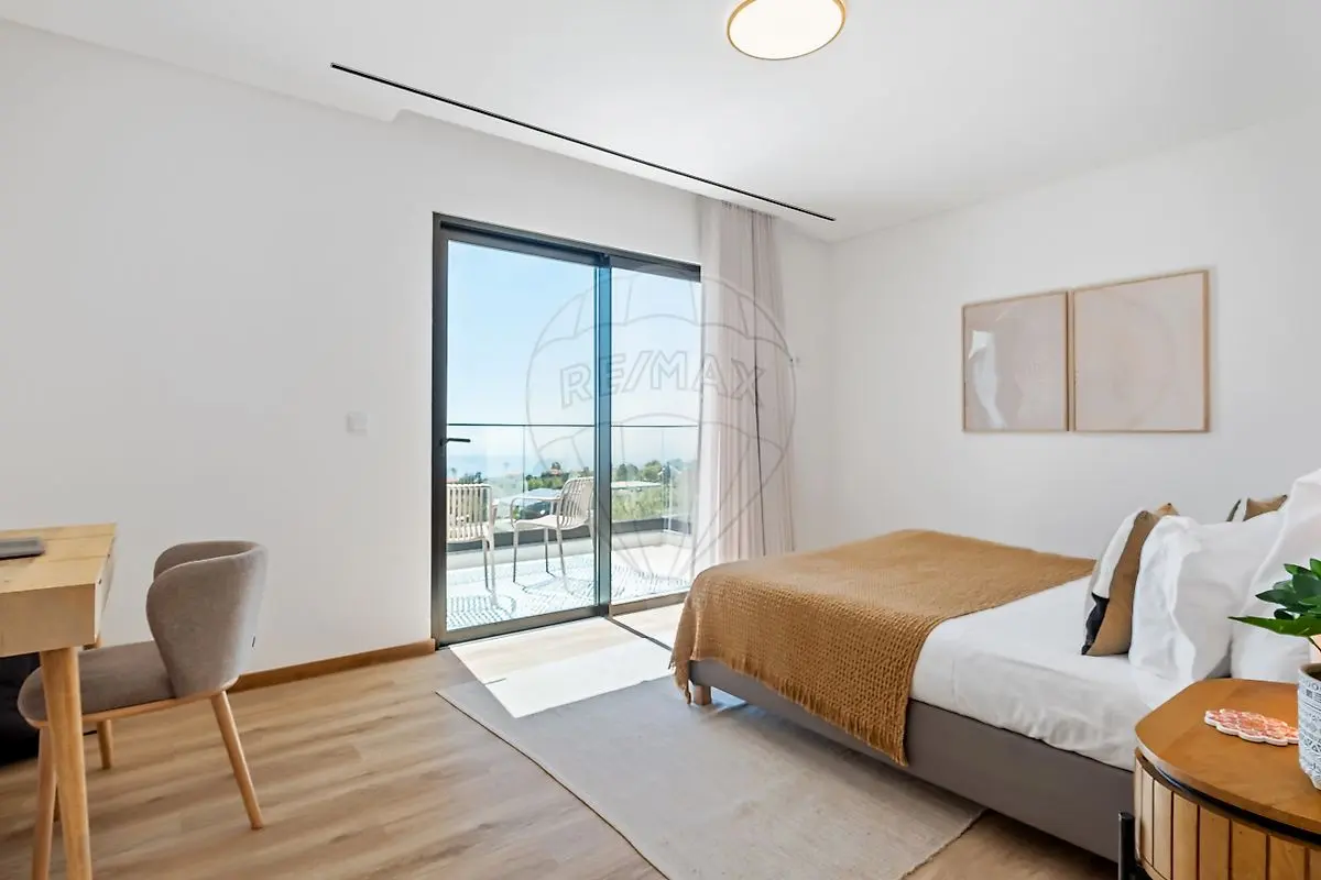 Moradia T3 à venda em Prazeres, Calheta (Madeira)