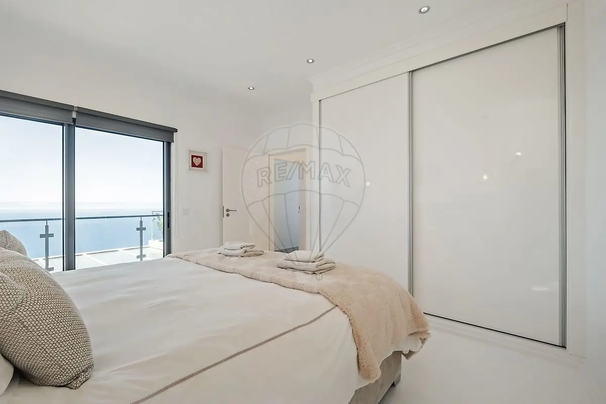 Moradia T3 de luxo à venda em Fajã da Ovelha, Calheta (Madeira)