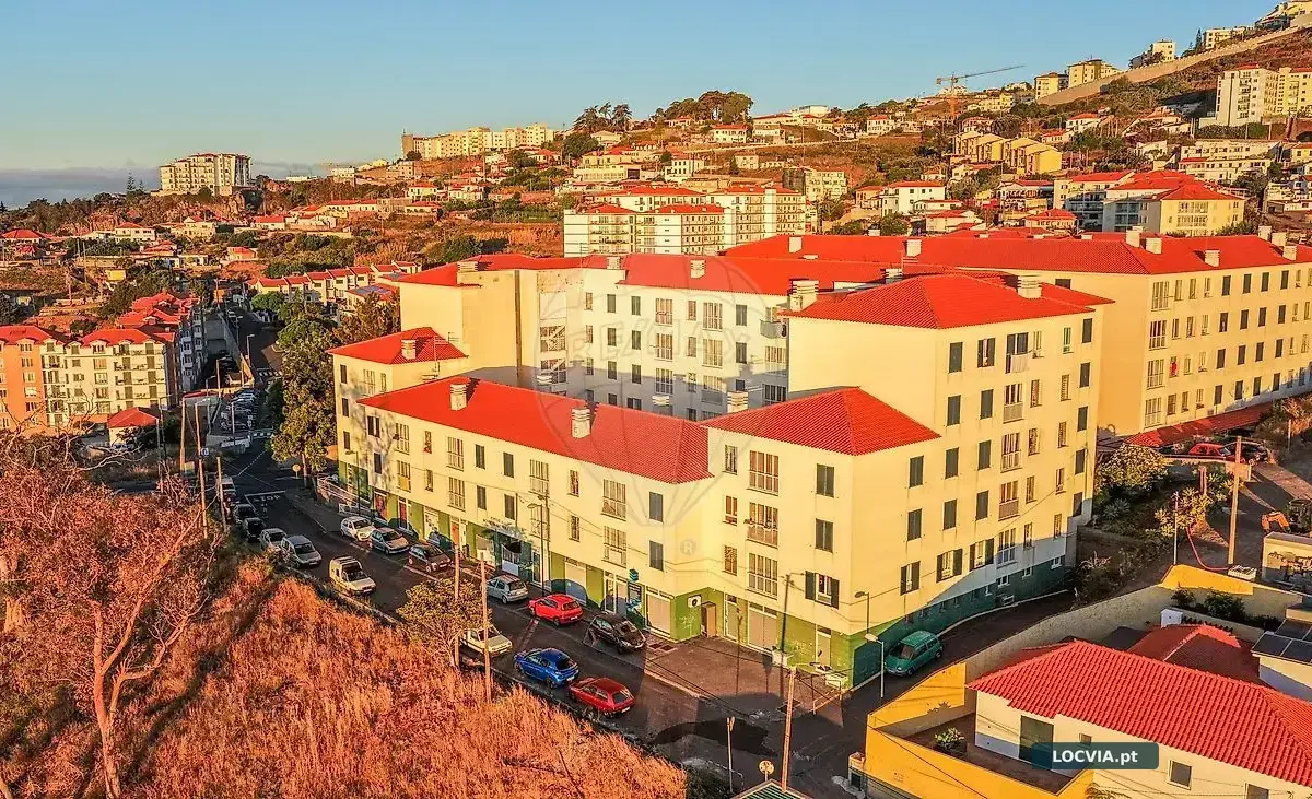 Apartamento T2 à venda em Caniço, Santa Cruz