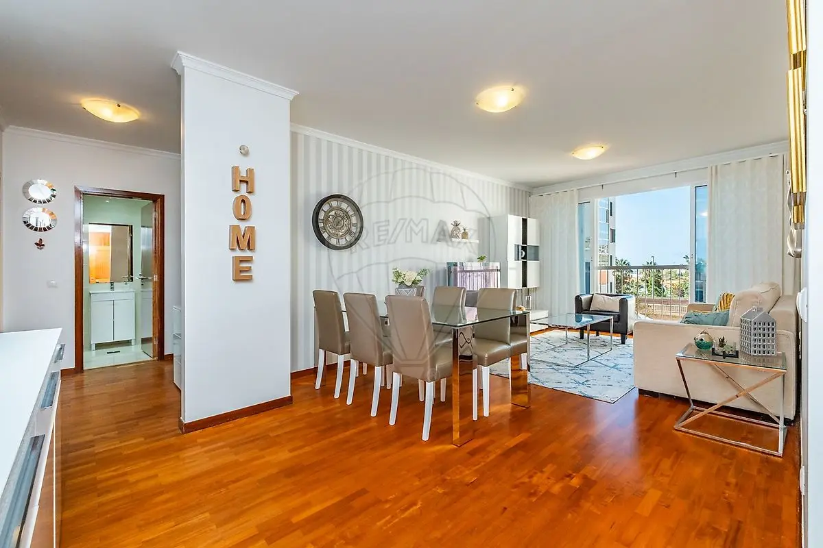 Apartamento T3 à venda em Caniço, Santa Cruz