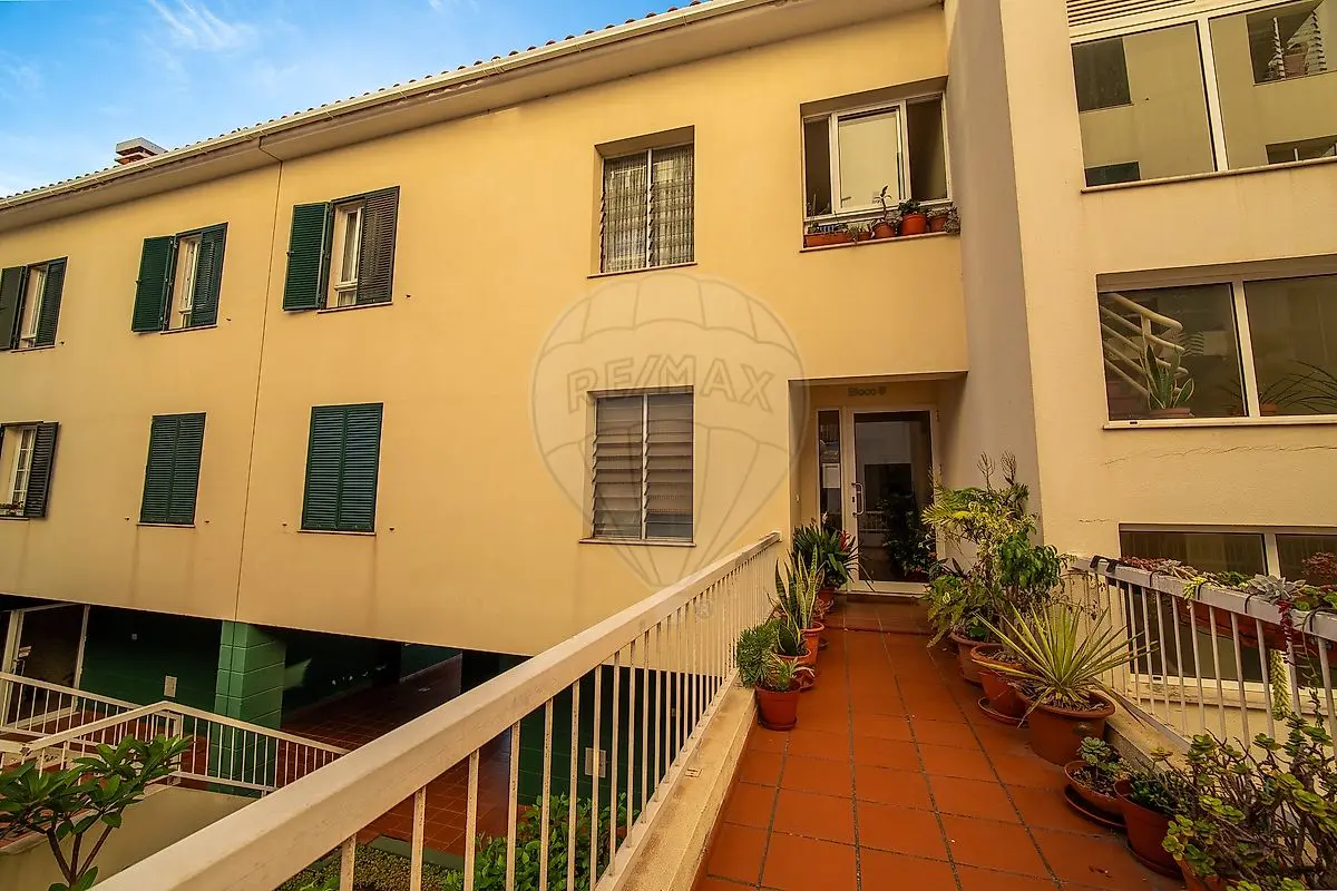Apartamento T2 à venda em Caniço, Santa Cruz