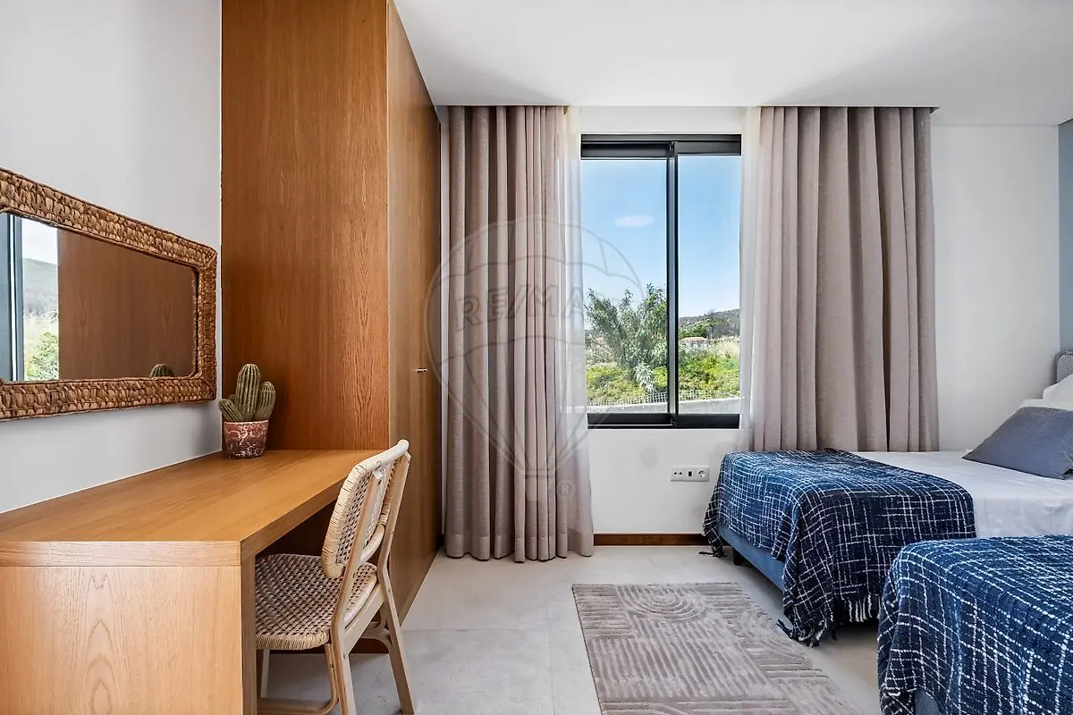Moradia T3 à venda em Prazeres, Calheta (Madeira)