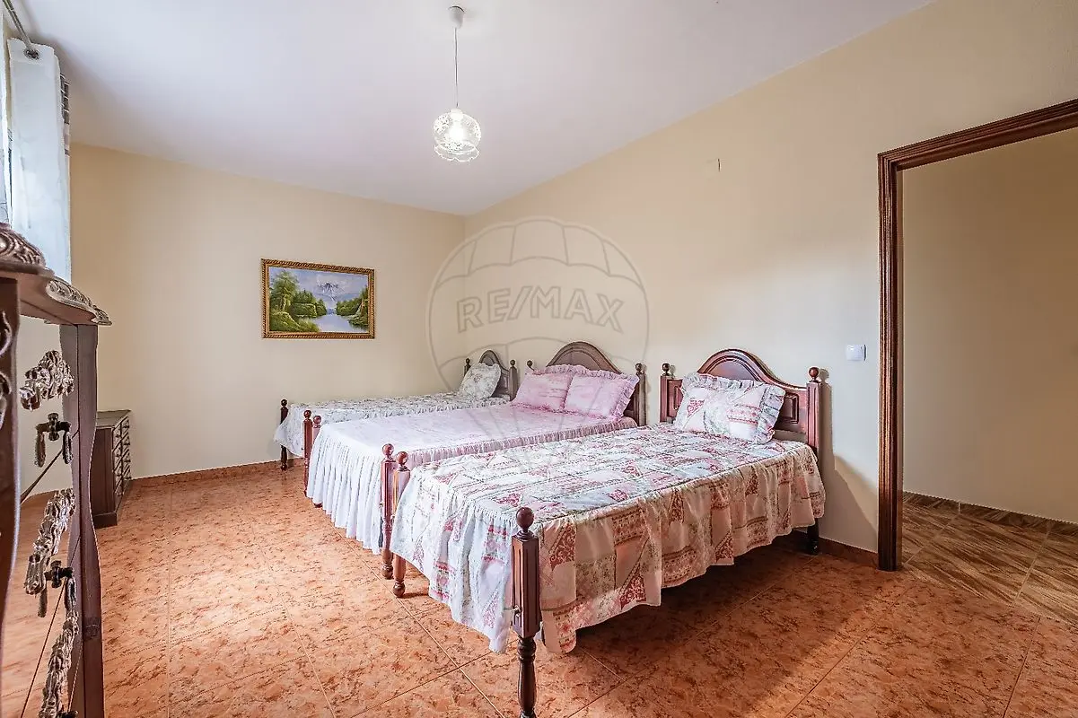 Moradia T3 à venda em Prazeres, Calheta (Madeira)