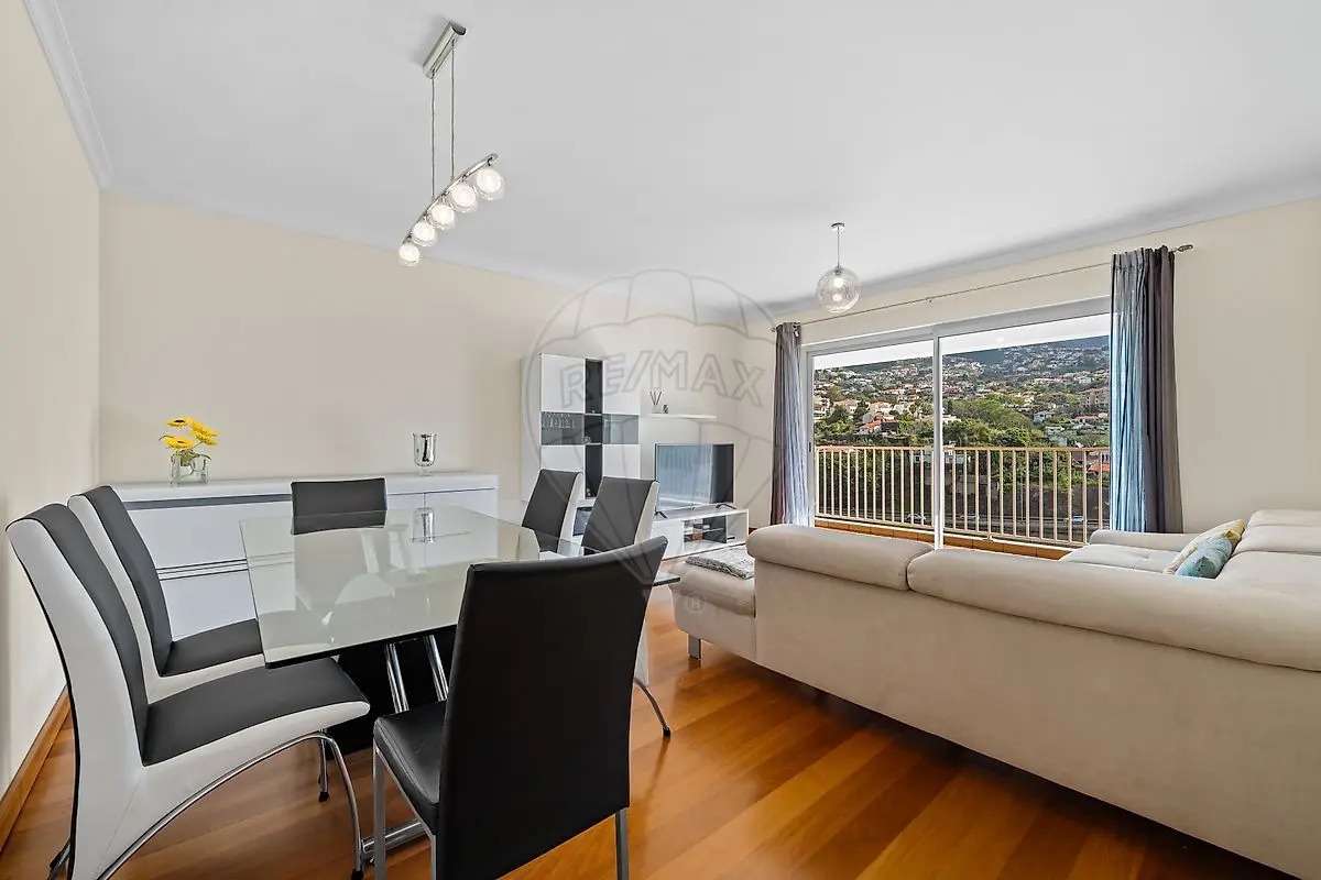 Apartamento T2 à venda em Santo António, Funchal