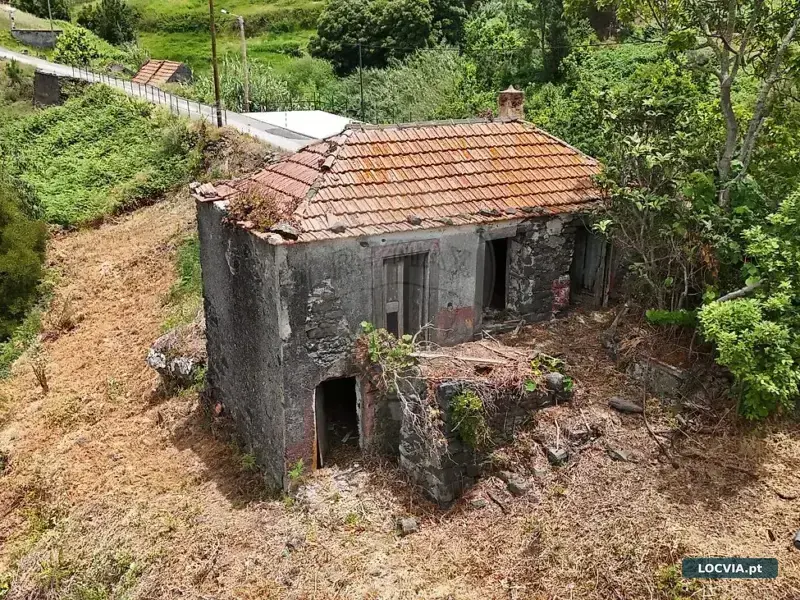 Moradia T2 à venda em Calheta, Calheta (Madeira)