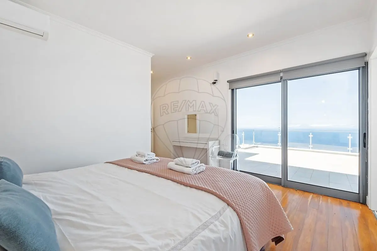 Moradia T3 de luxo à venda em Fajã da Ovelha, Calheta (Madeira)