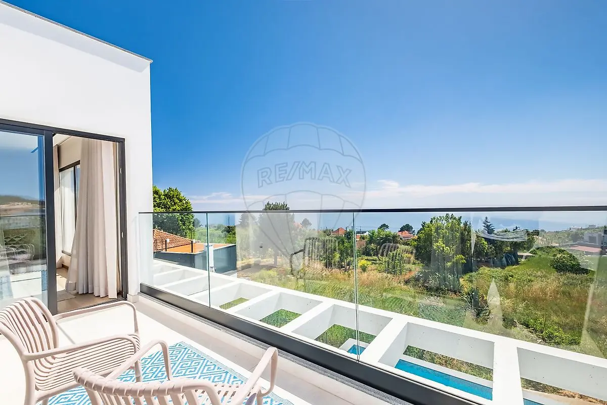 Moradia T3 à venda em Prazeres, Calheta (Madeira)