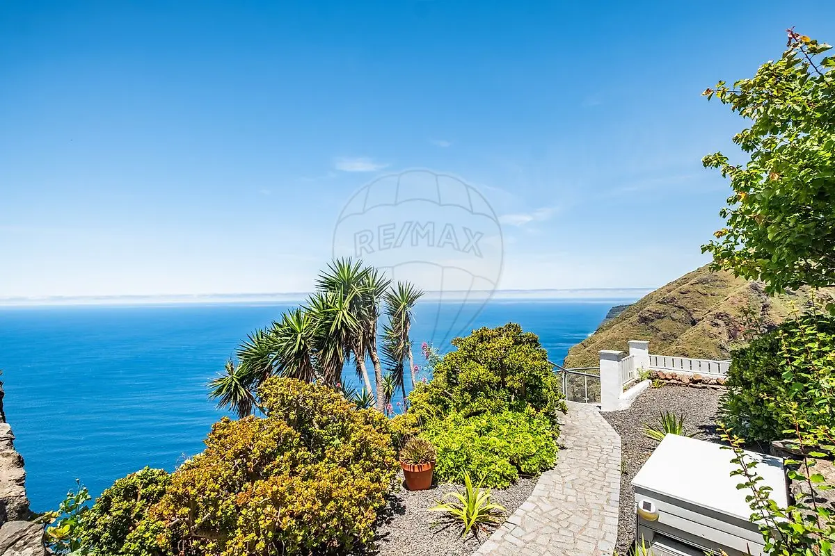 Moradia T3 de luxo à venda em Fajã da Ovelha, Calheta (Madeira)