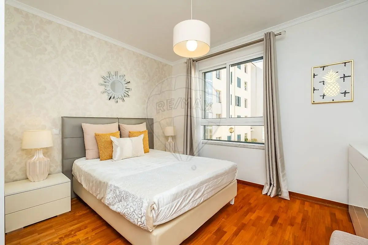 Apartamento T3 à venda em Caniço, Santa Cruz