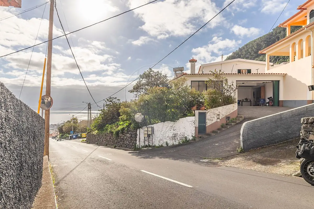 Moradia T5 à venda em Machico, Machico