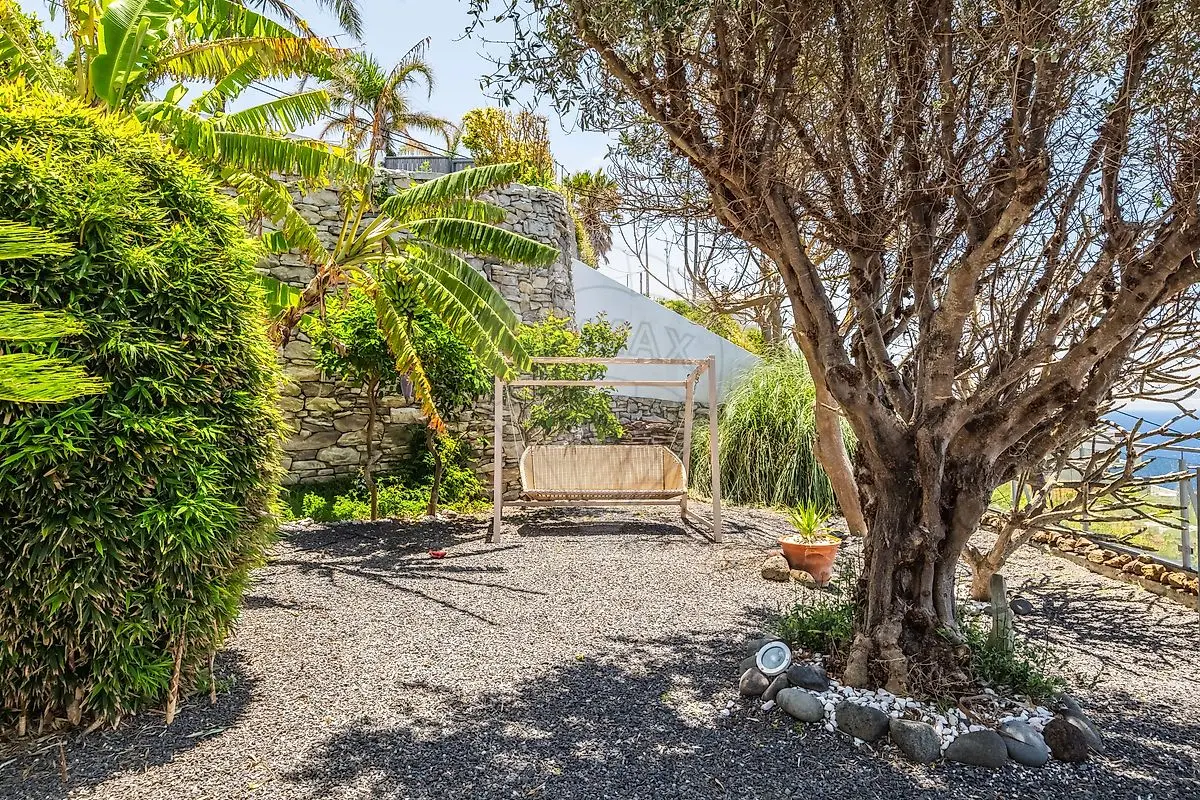 Moradia T3 de luxo à venda em Fajã da Ovelha, Calheta (Madeira)