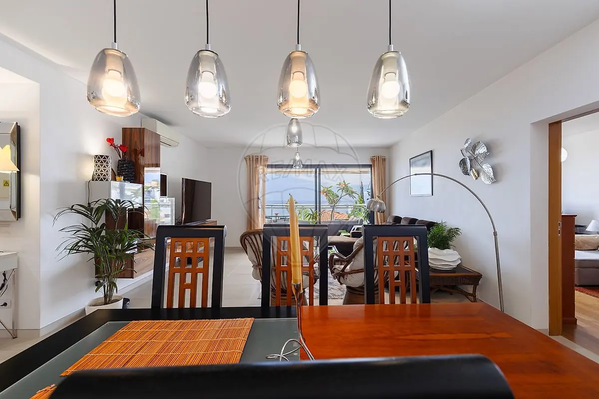 Apartamento T3 - Caniço, Santa Cruz