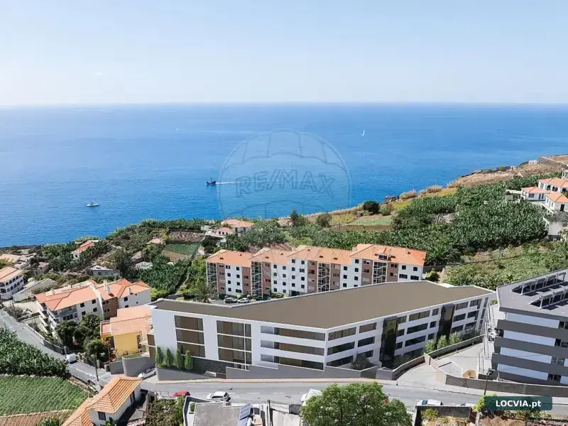 Apartamento T3 à venda em Câmara de Lobos