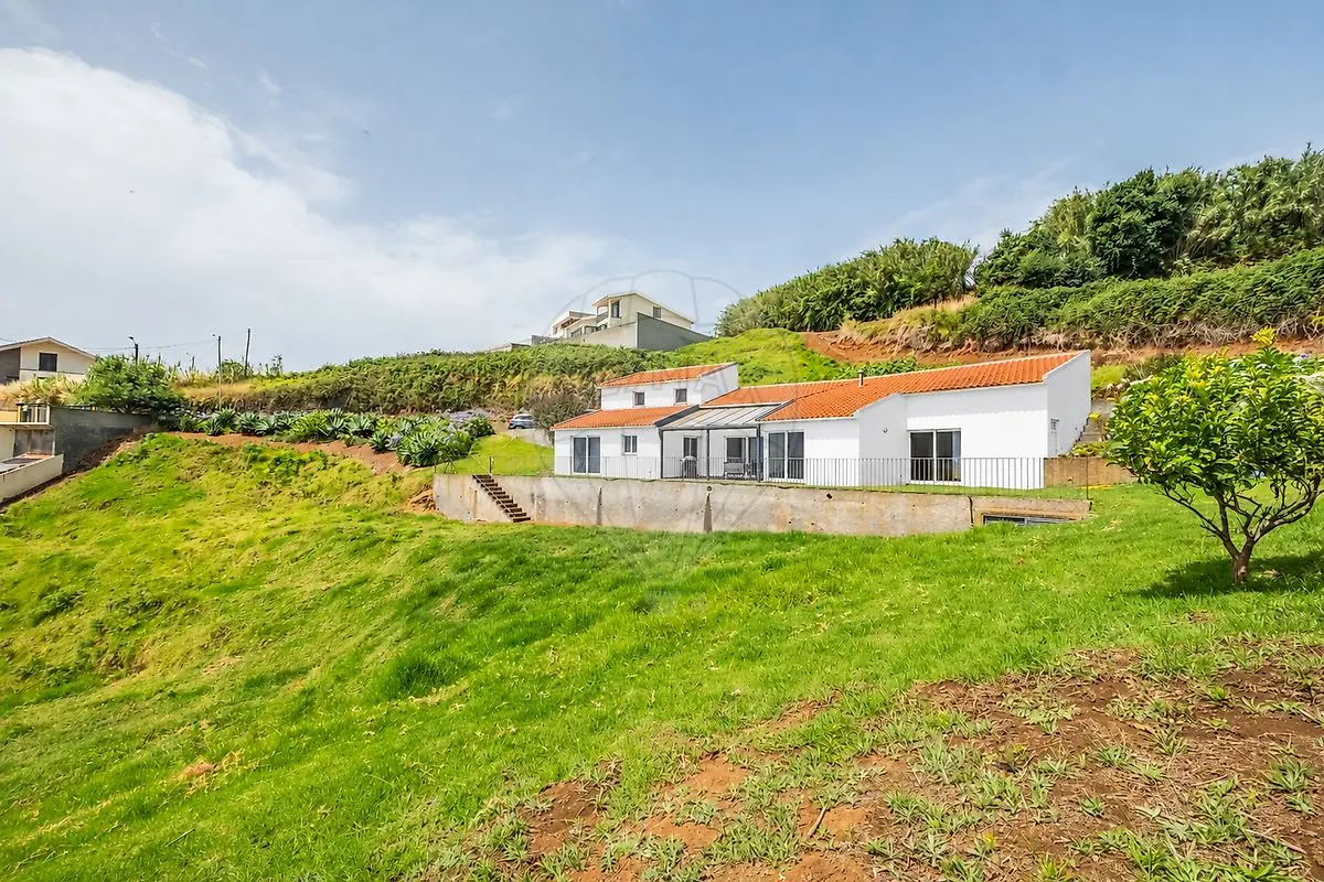 Moradia T2 à venda em Ponta do Pargo, Calheta (Madeira)