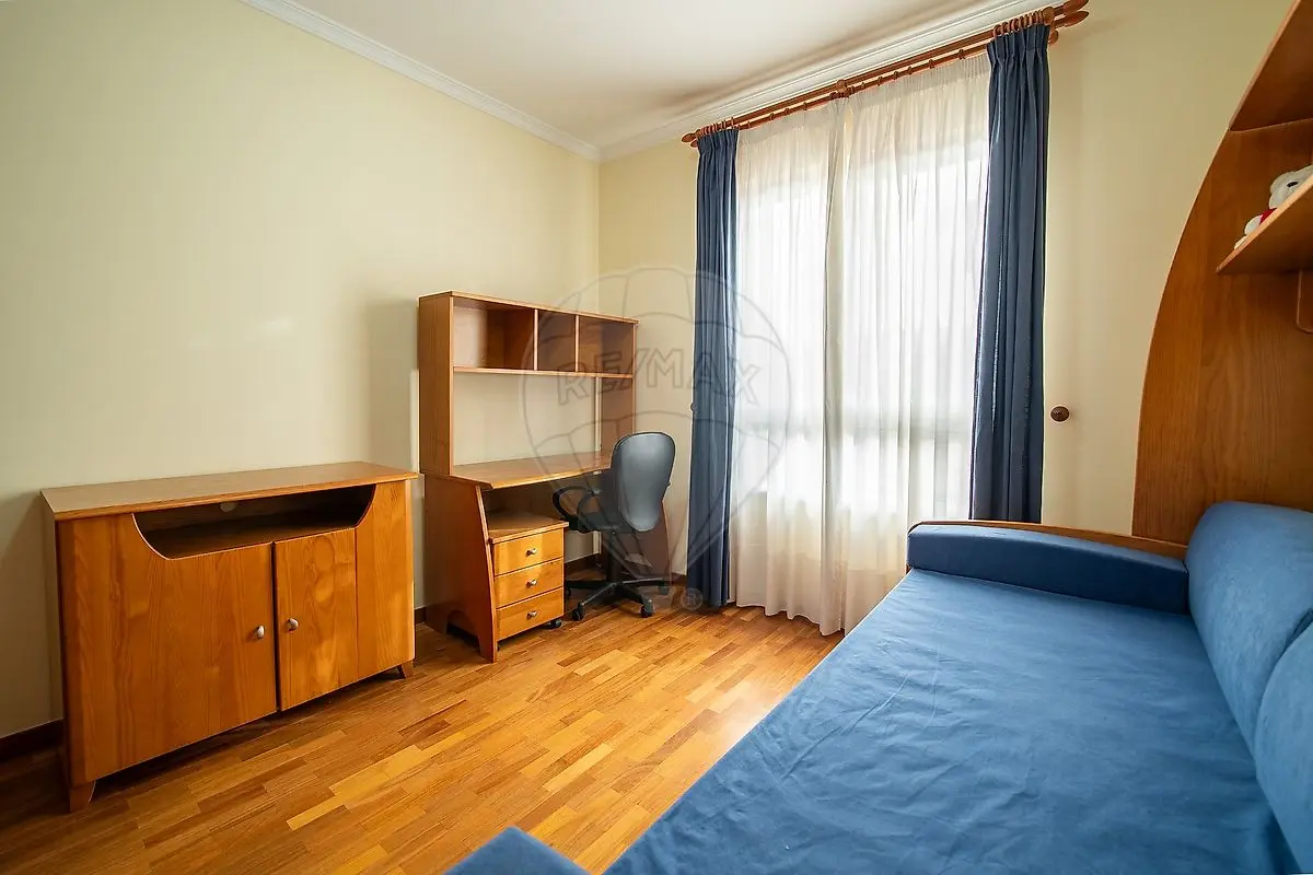 Apartamento T2 à venda em Caniço, Santa Cruz