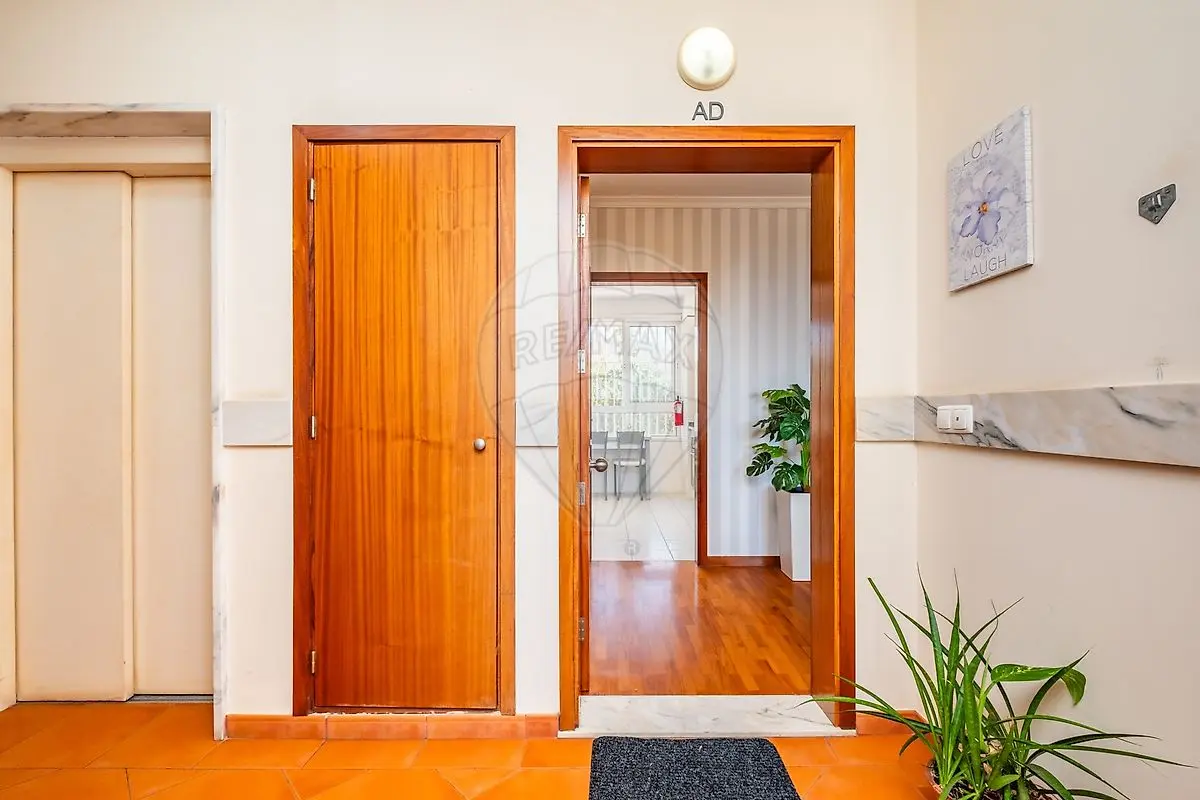 Apartamento T3 à venda em Caniço, Santa Cruz