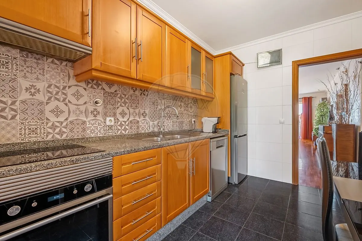 Apartamento T2 à venda em Caniço, Santa Cruz