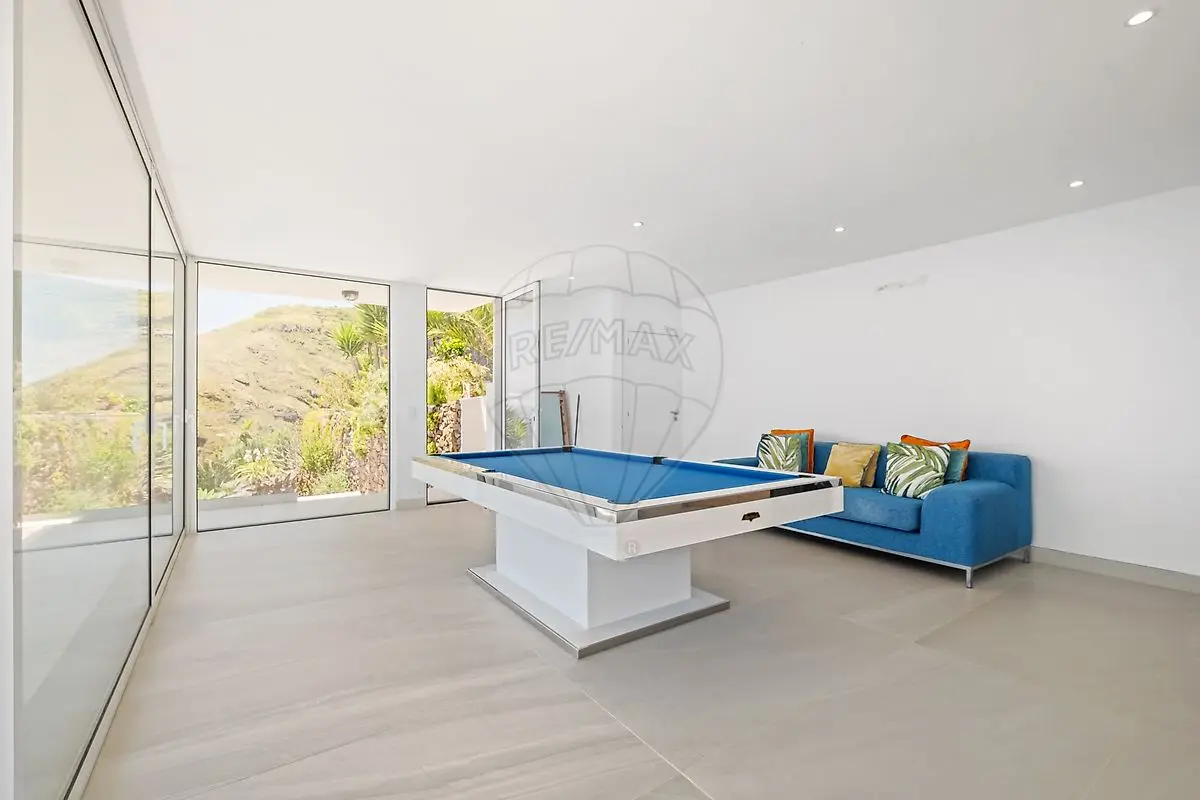 Moradia T3 de luxo à venda em Fajã da Ovelha, Calheta (Madeira)