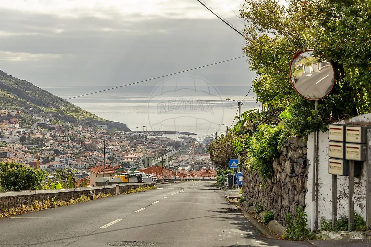 Moradia T5 à venda em Machico, Machico