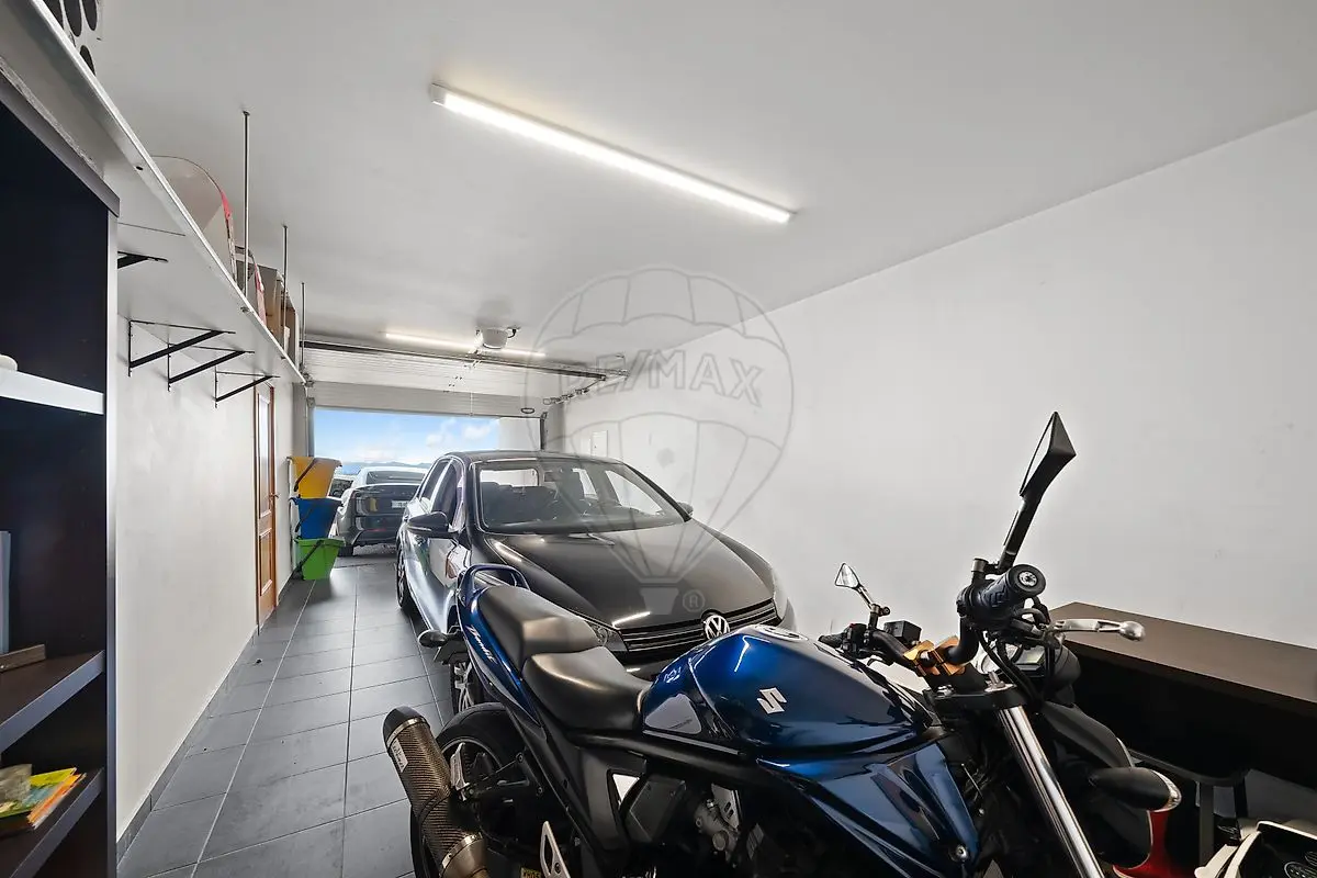 Moradia T2 à venda em Gaula, Santa Cruz