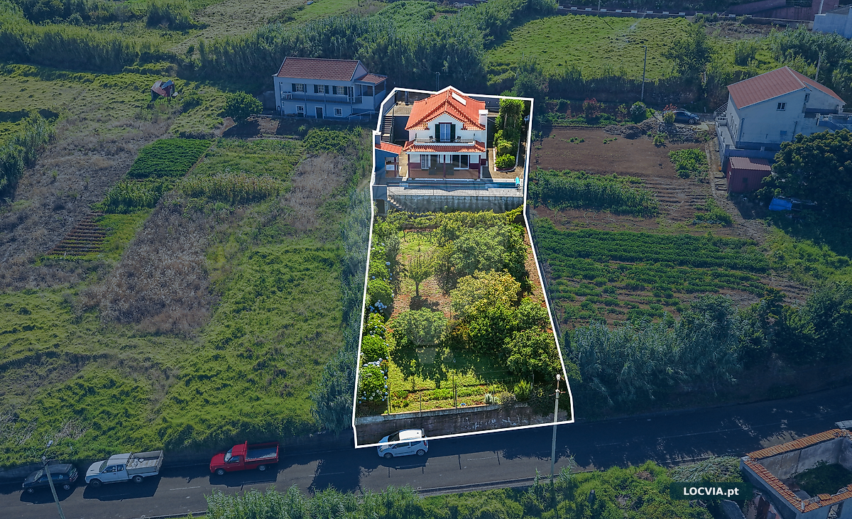 Moradia T2 à venda em Ponta do Pargo, Calheta (Madeira)