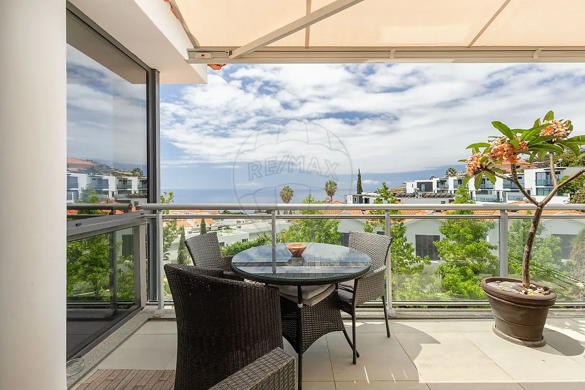 Apartamento T3 - Caniço, Santa Cruz