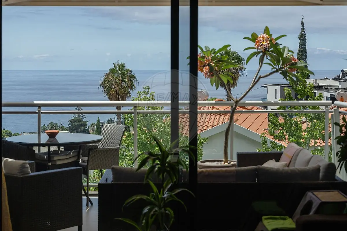 Apartamento T3 - Caniço, Santa Cruz