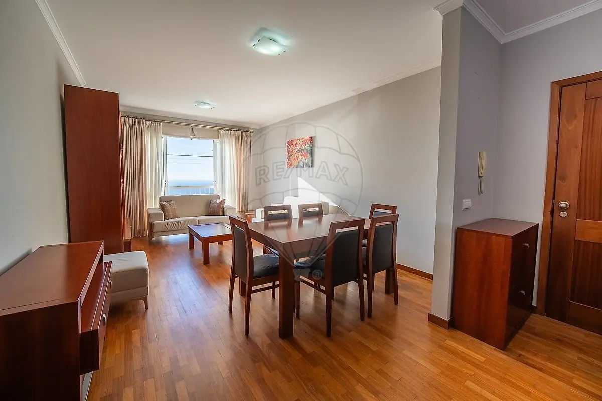 Apartamento T2 à venda em Caniço, Santa Cruz