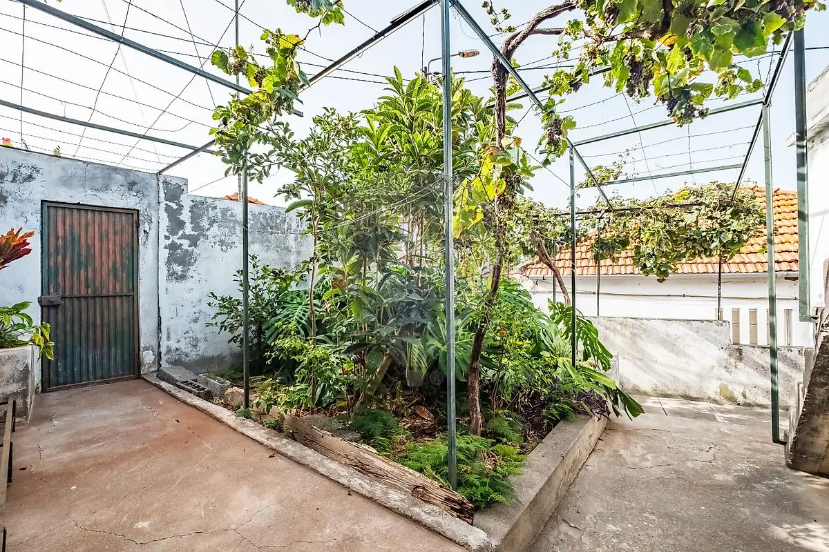 Moradia T2 à venda em São Pedro, Funchal