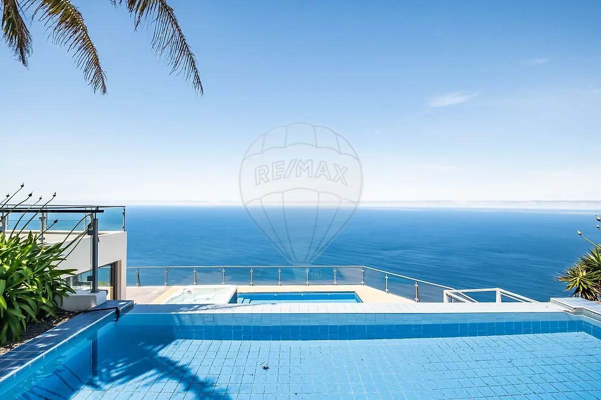 Moradia T3 de luxo à venda em Fajã da Ovelha, Calheta (Madeira)